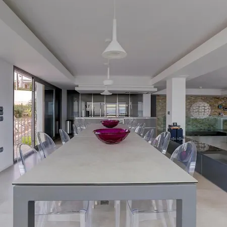 Atalaya Villa *